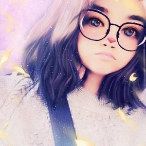 Meet your Posher, Adrianna